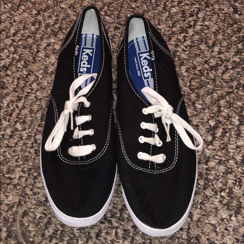 Black Keds